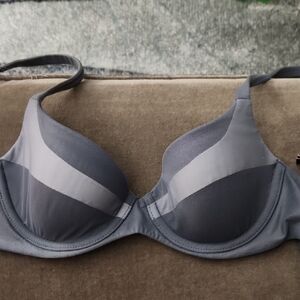 Victoria's Secret Body By Victoria Two-Tone Gray Bra